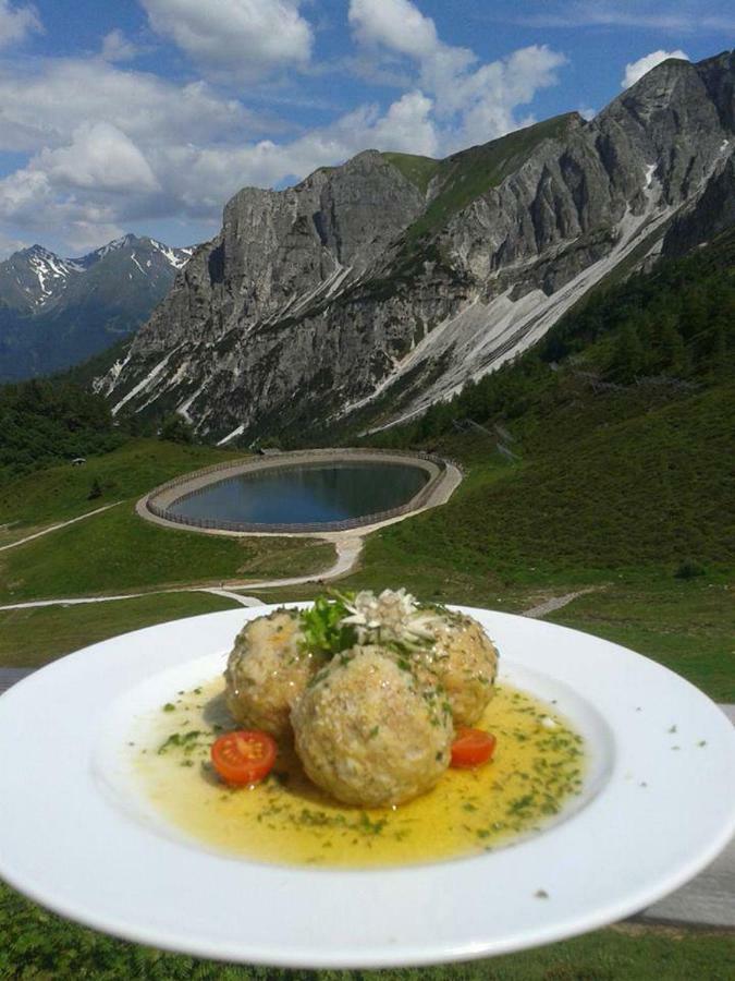 Hotel Berggasthaus Edelweisshutte Ladurns Fleres Exteriér fotografie